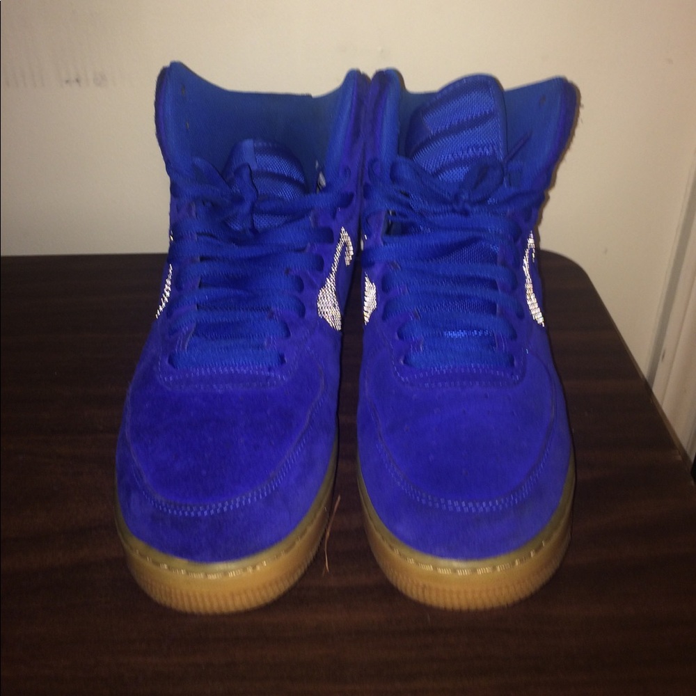 High top Air Force ones