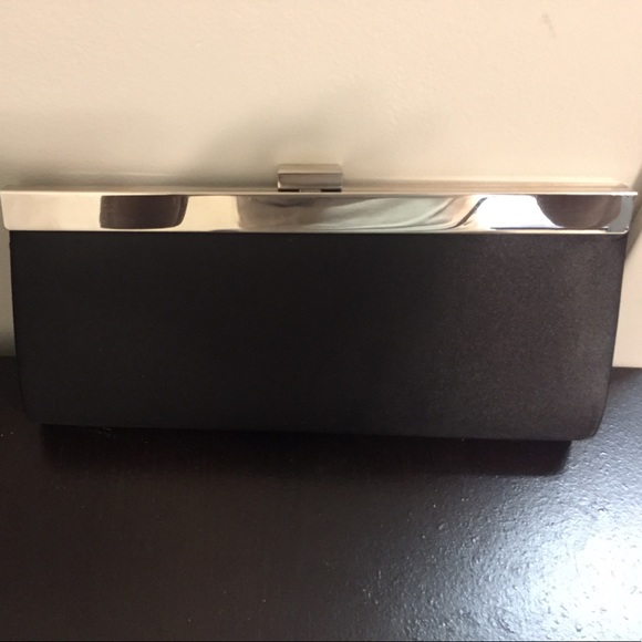 Elegant black clutch - Picture 3 of 3