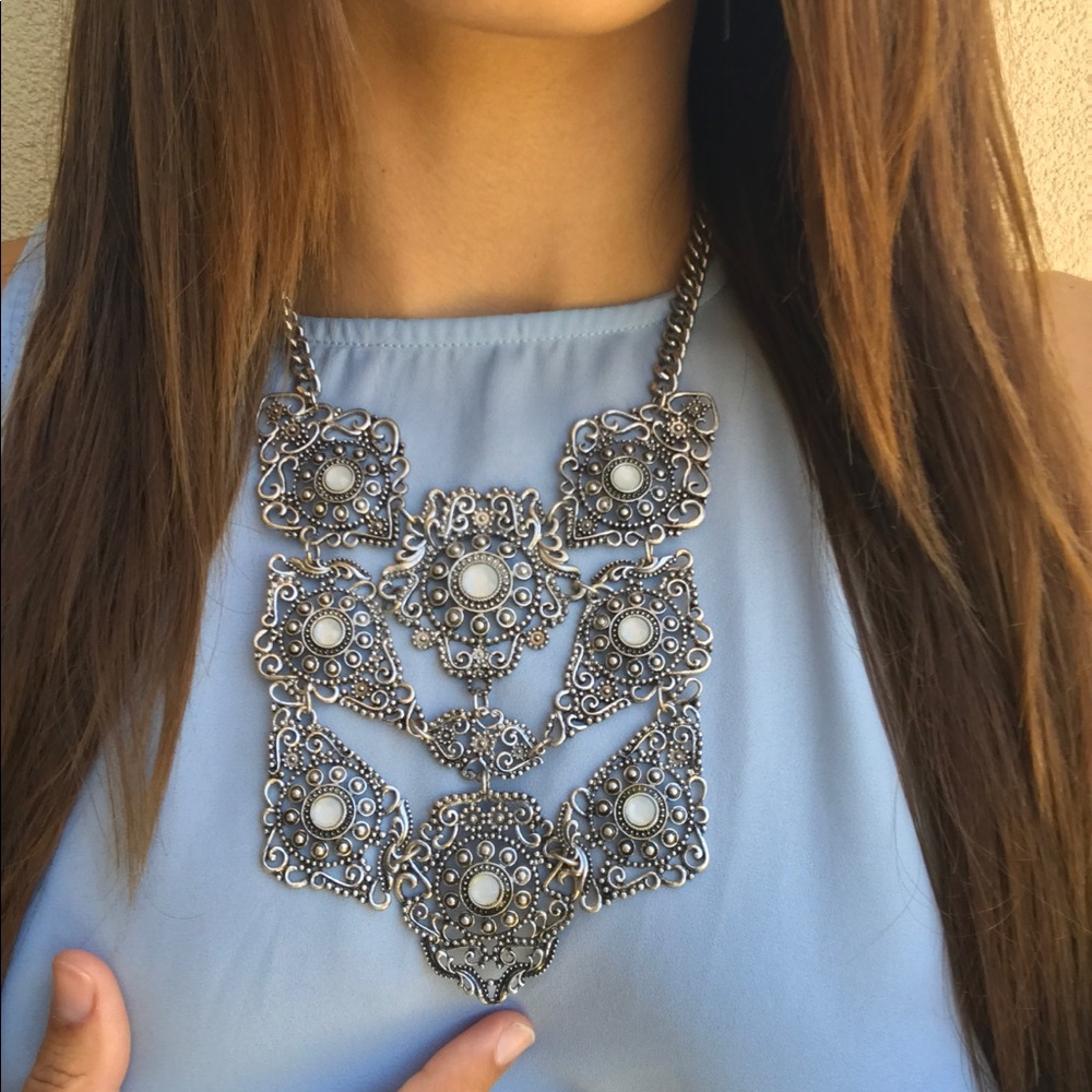 SALE‼️ 💕Beautiful necklace piece 💚