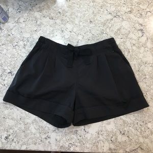 Lululemon spring break away shorts
