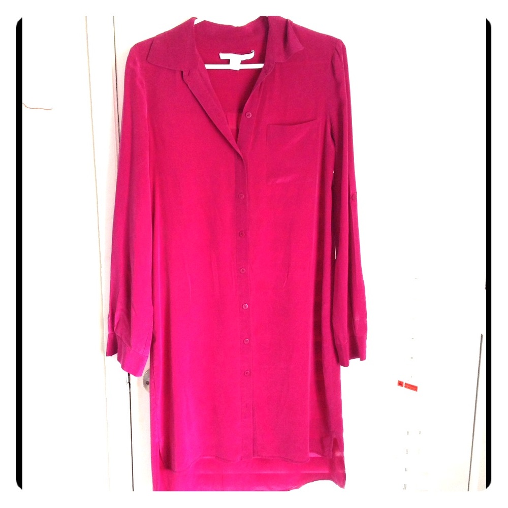 Diane Von Furstenberg silk button up dress worn 1x