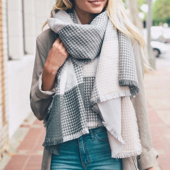 Gray and White Frayed Edge Scarf - Picture 2 of 2