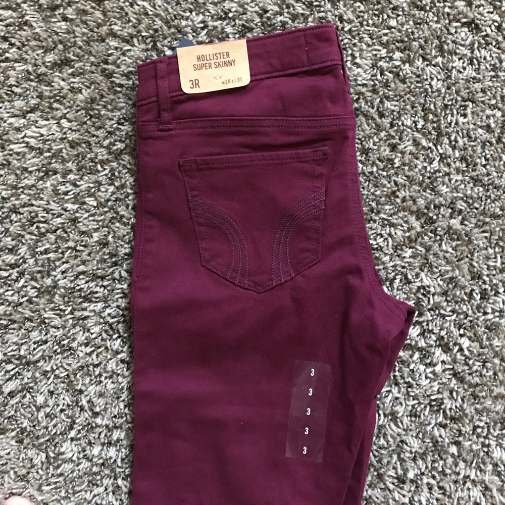 Burgundy Hollister skinny jeans