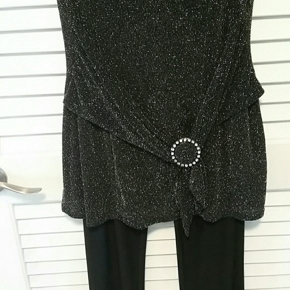 Dressy top/pant outfit - Picture 2 of 4