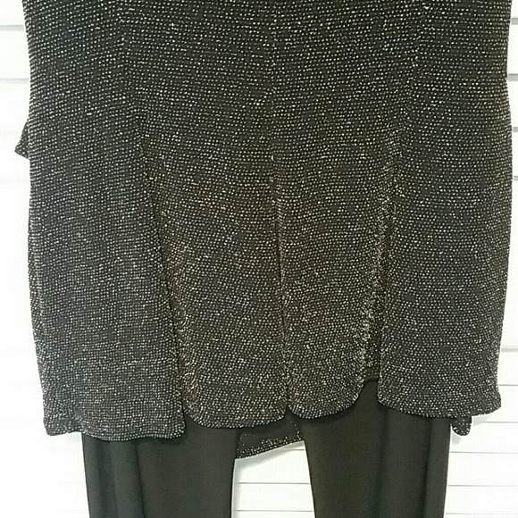 Dressy top/pant outfit - Picture 4 of 4