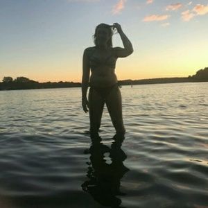 Meet your Posher, Regan