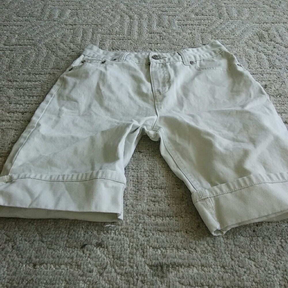 Girls shorts