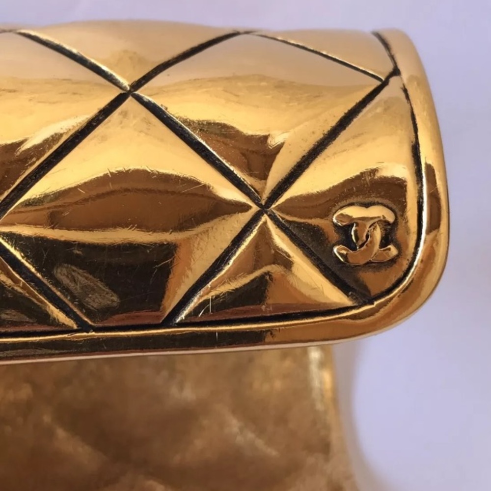 AUTHENTIC CLASSIC CHANEL MATELASSE CUFF- 24kt GOLD PLATED - Picture 5 of 10