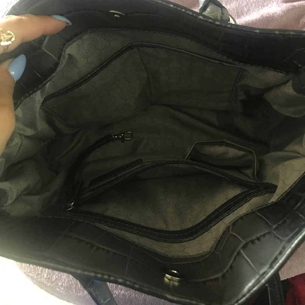 Authentic MK tote - Picture 3 of 3