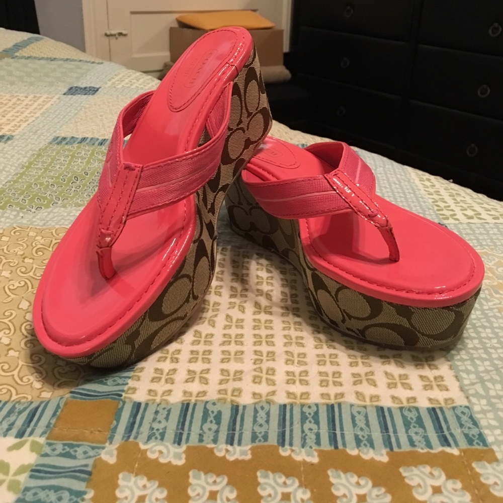 Pink Coach flip flop wedges size 8
