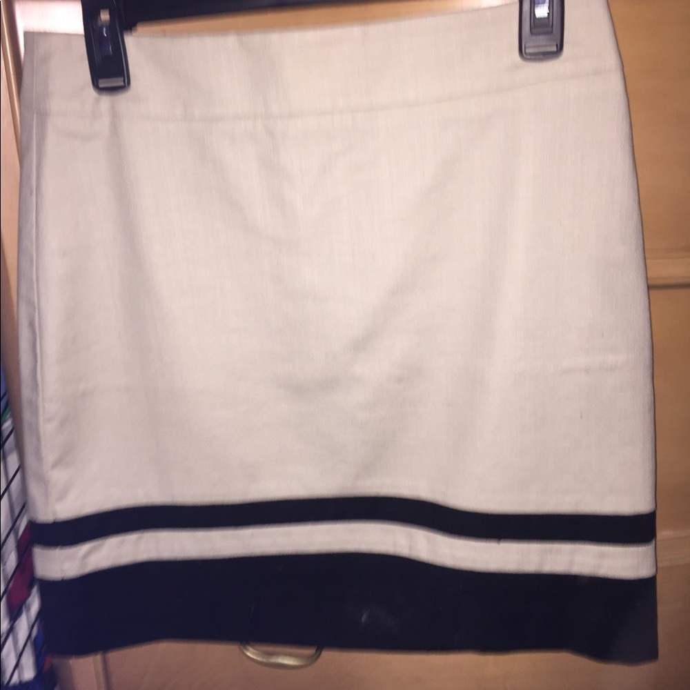 Loft short skirt