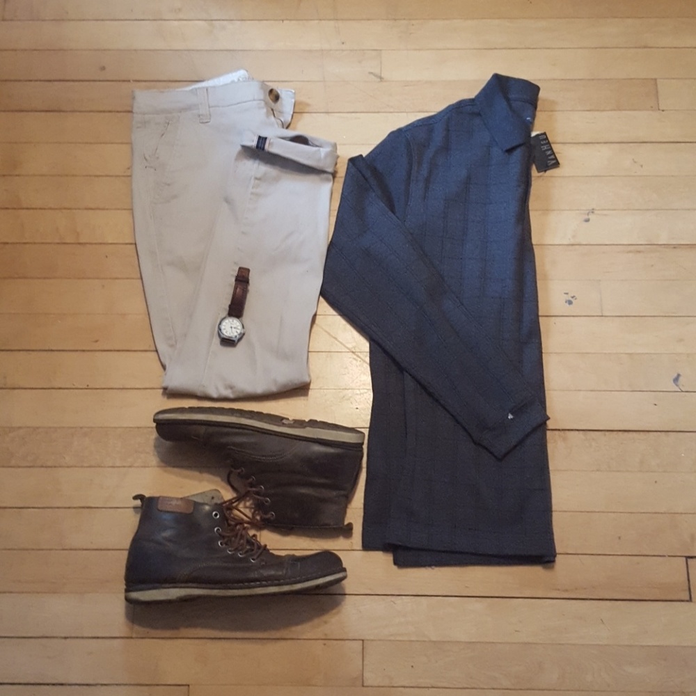 Gray checkered 1/4 button down