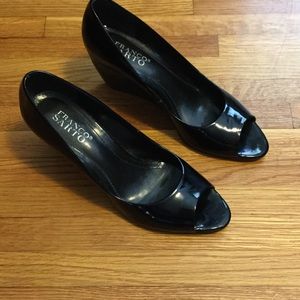 Franco Sarto peep toe patent leather wedges