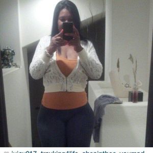 Meet your Posher, Stephanie