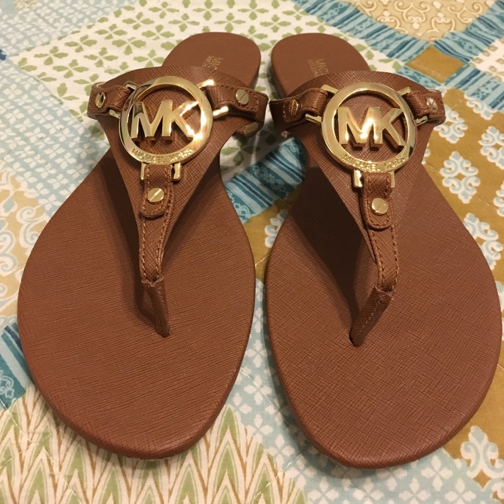 Michael Kors brown leather flip flops size 8