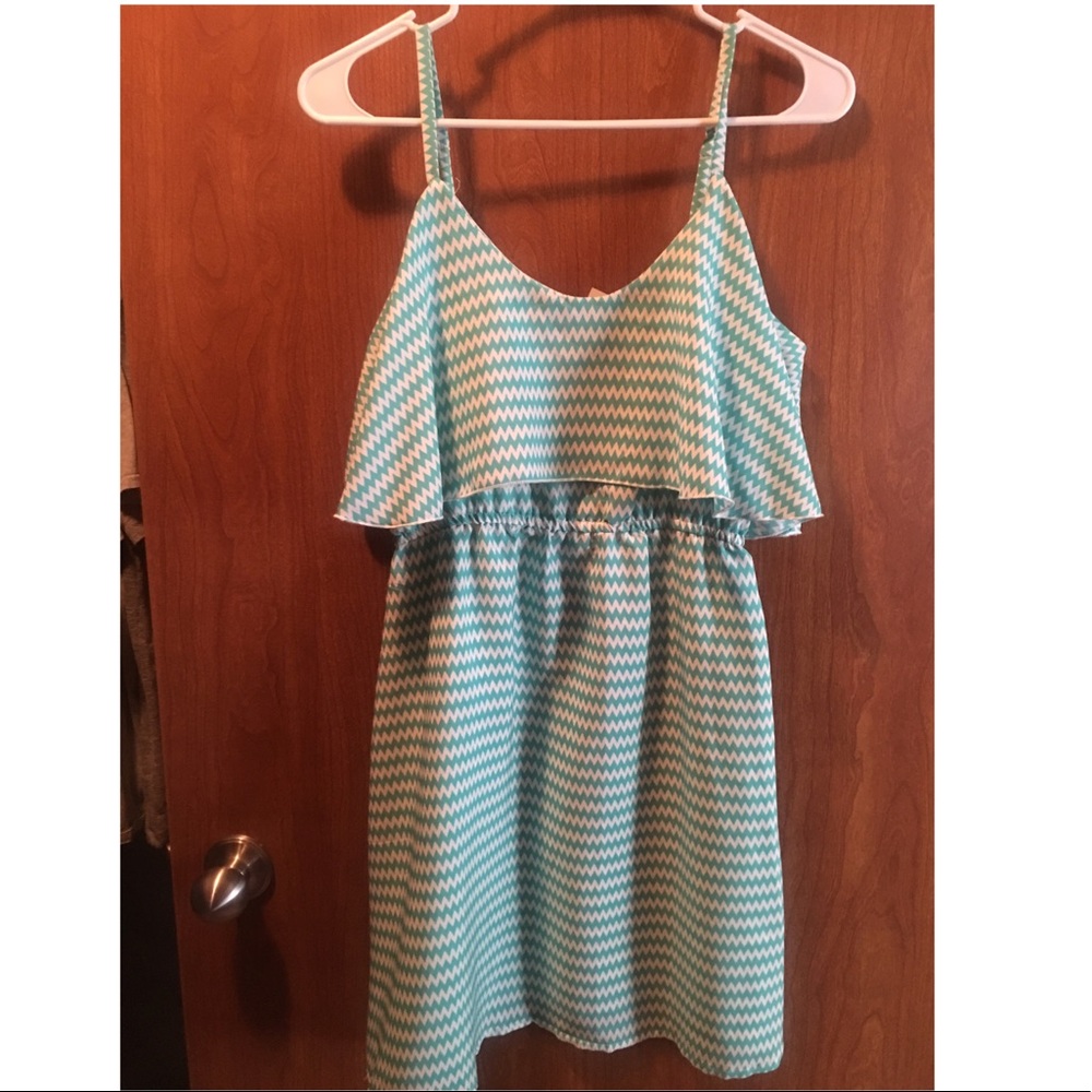 Cute summer dress! Size M.