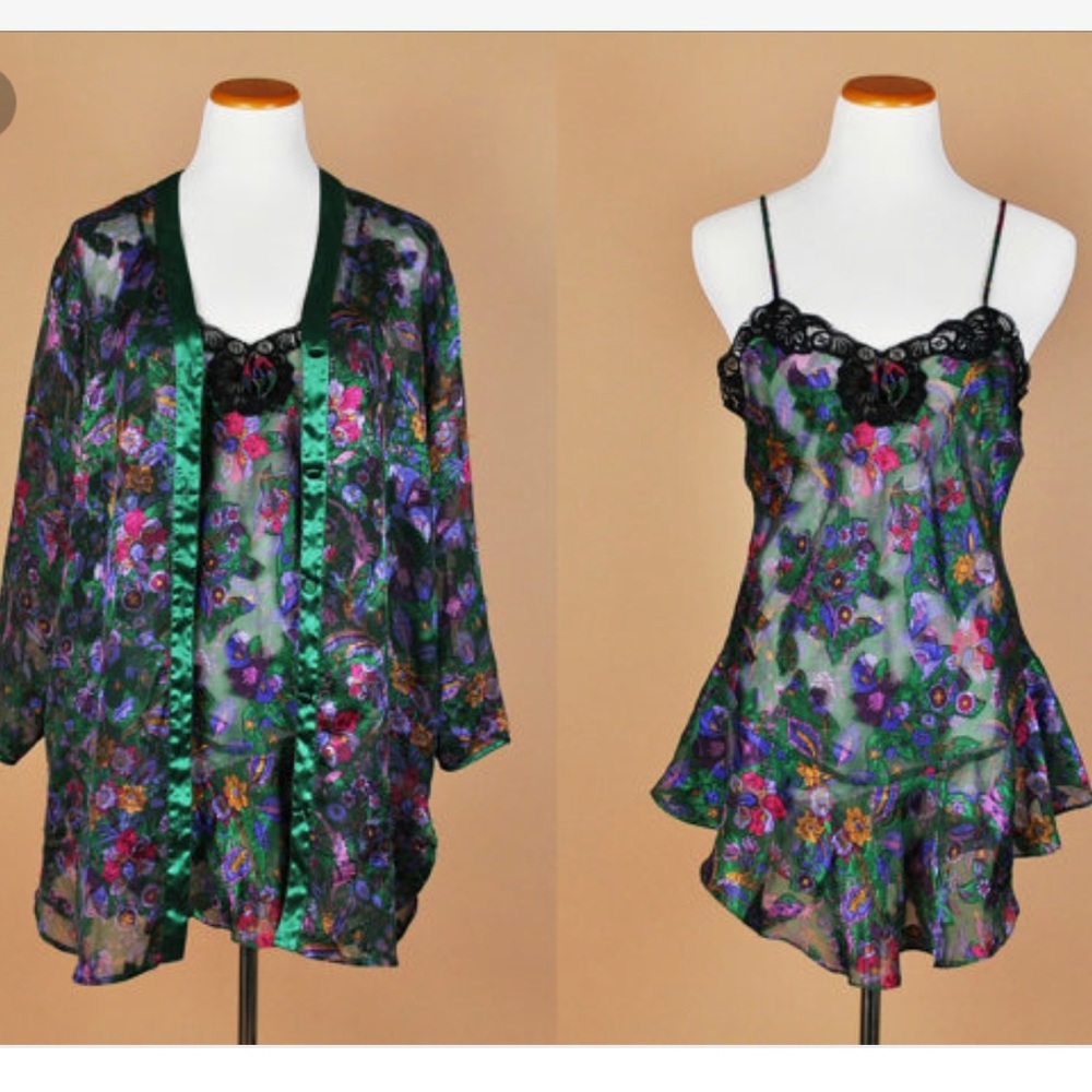 Victoria's Secret Floral 90's Lingerie Robe Set