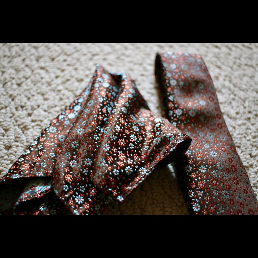 Floral polka dot tie from Tie Bar