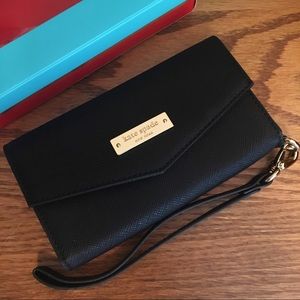 New with box Kate Spade Black Wristlet