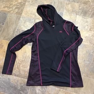 Under Armour long sleeved shirt