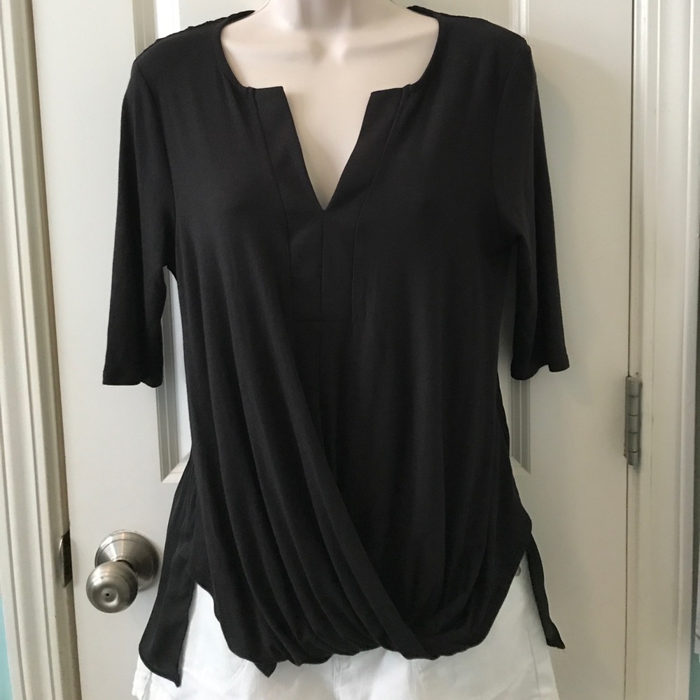 Black high low cut v neck blouse