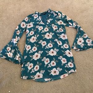 Beautiful flower dress.