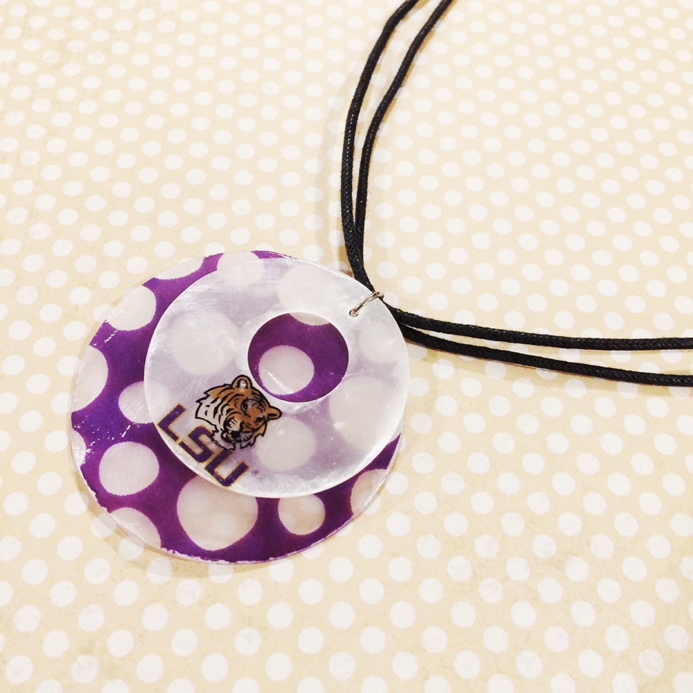 LSU team spirit necklace