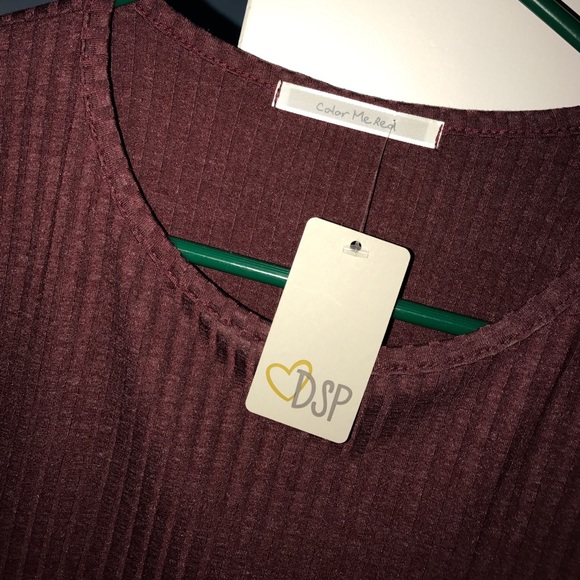 Maroon 3 quarter length top - Picture 3 of 3