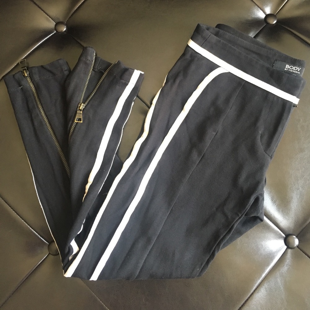 Body By Victoria cropped pants