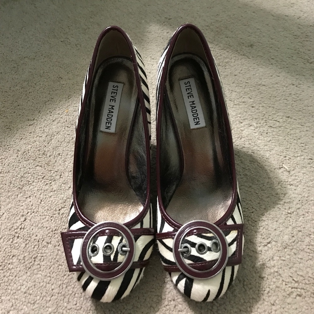 Steve Madden size 7.5 Wedge heels