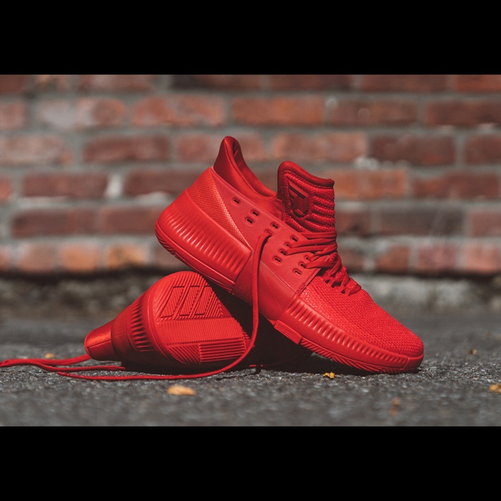 Dame Lillard 3 roots adidas shoes