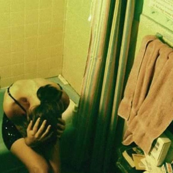 Meet your Posher, Fae - Picture 1 of 1