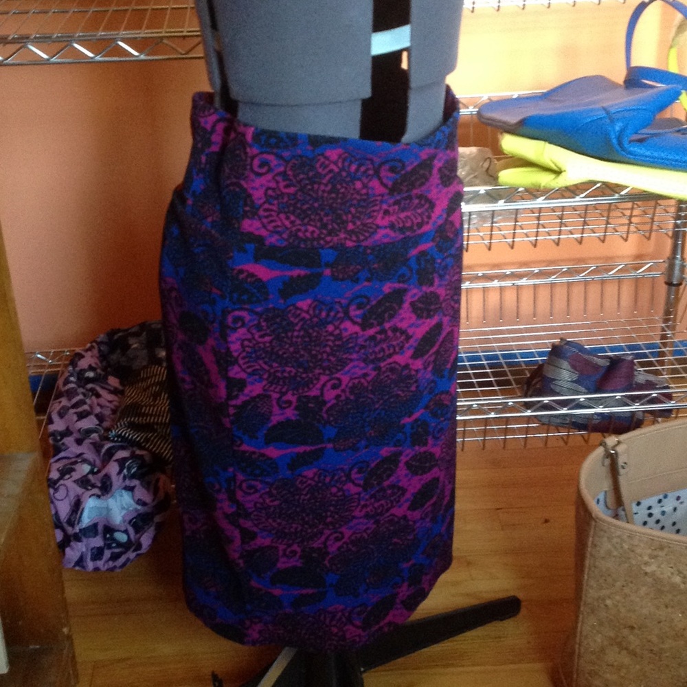 LulaRoe Cassie