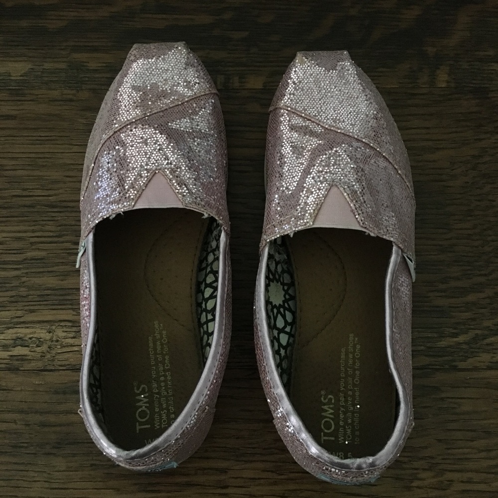 Pink glitter toms