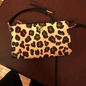 Tory burch cross body bag