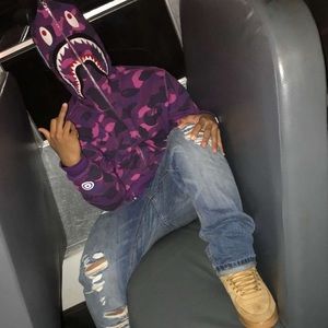 Meet your Posher, Carl