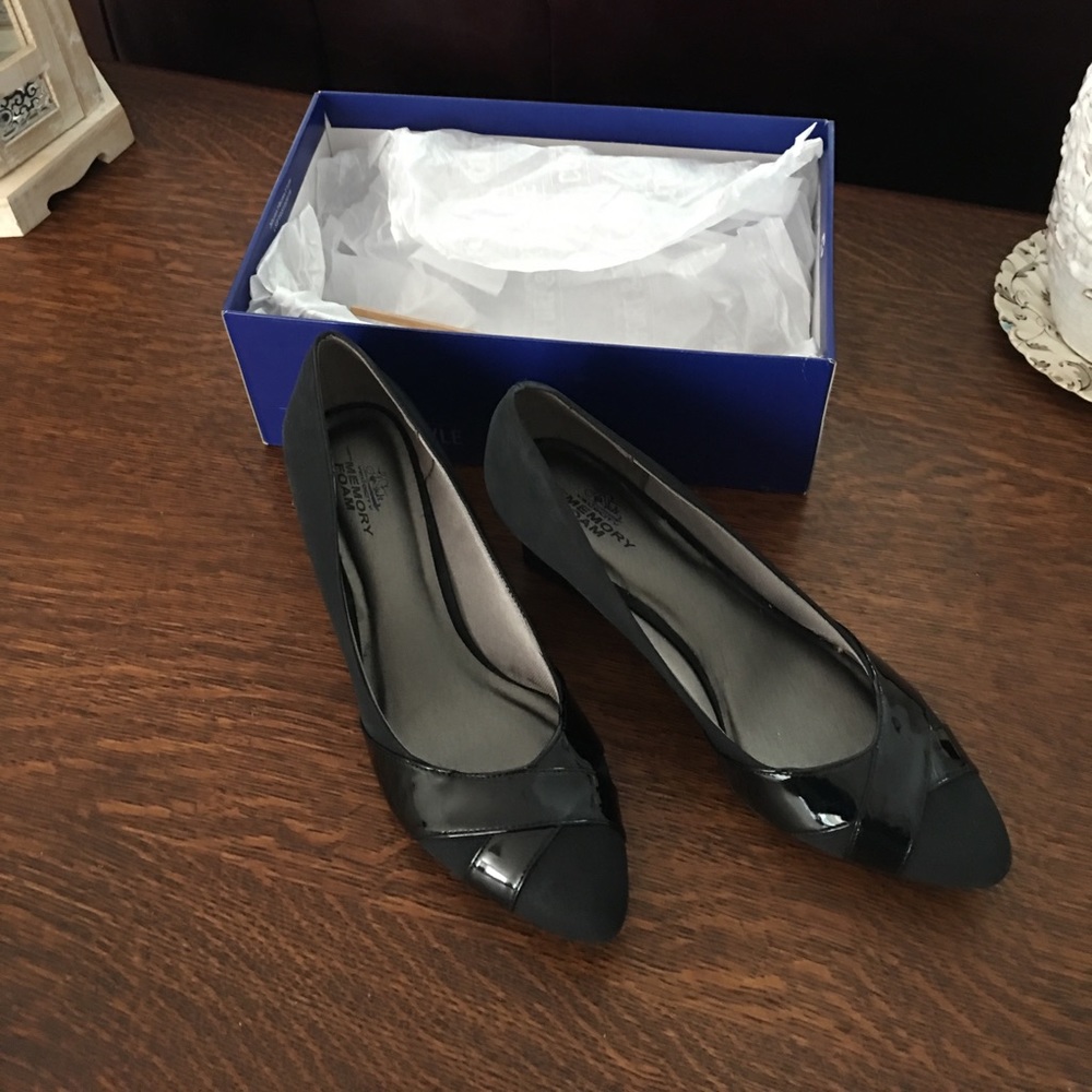 Rizzo black patent leather/suede pumps