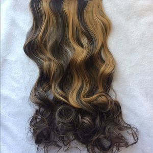20 inch Hair Clip in Extensions Brown w/Blonde