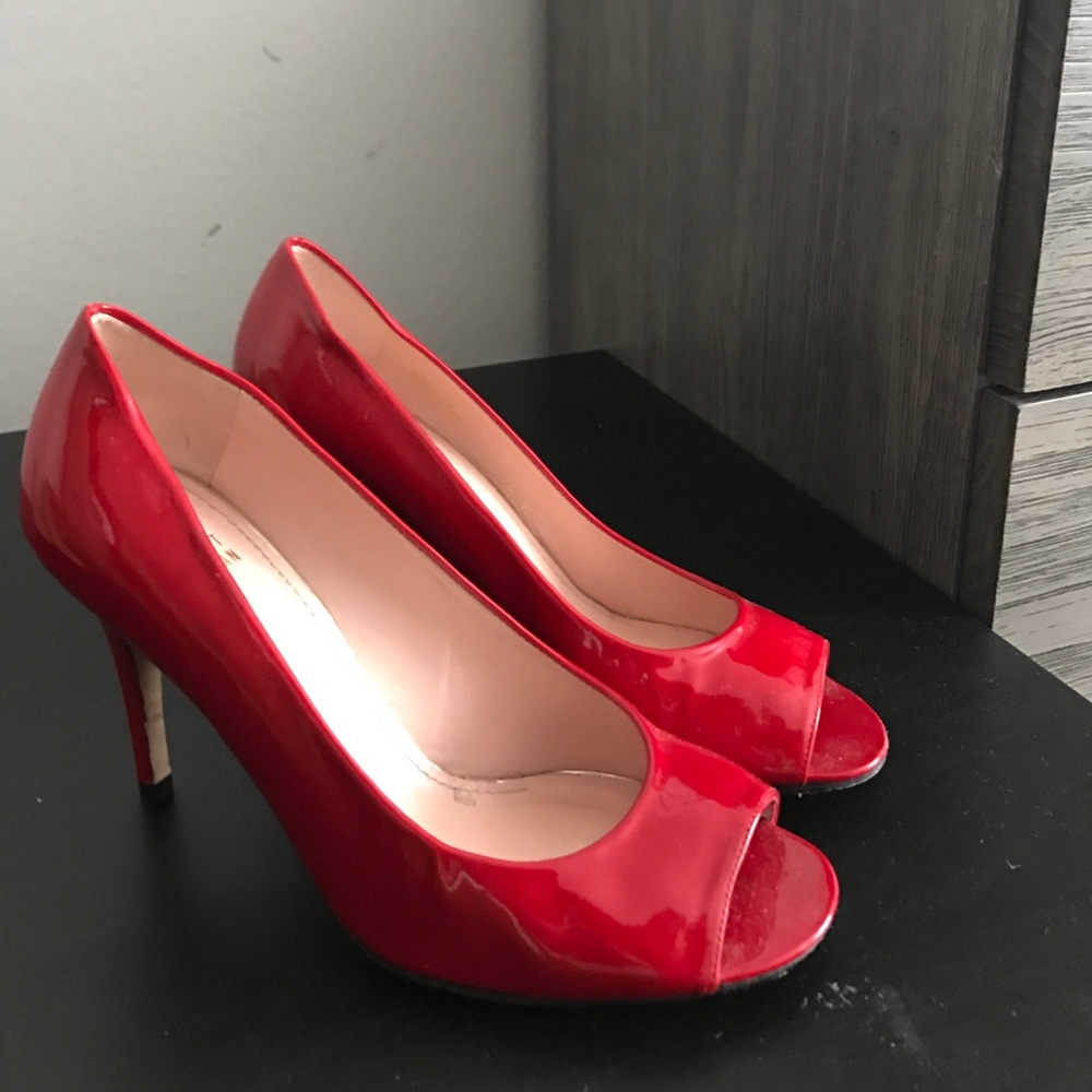 Stuart Weitzman Red peep toe heel
