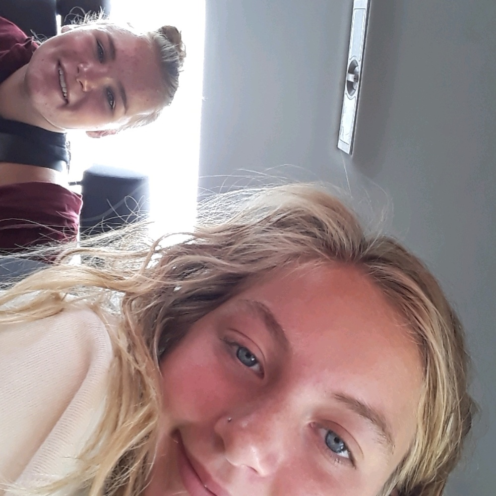 Meet your Posher, Melanie