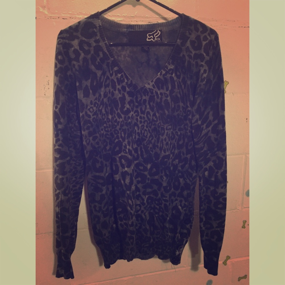 Fox V neck sweater