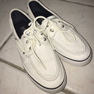 white sperrys!