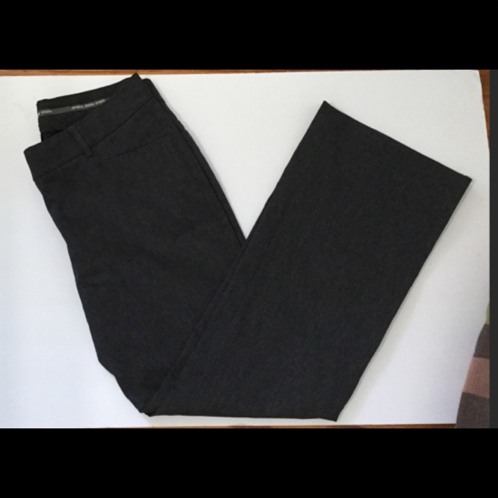 Gray Express Stylist dress pants. EUC 👍🏻