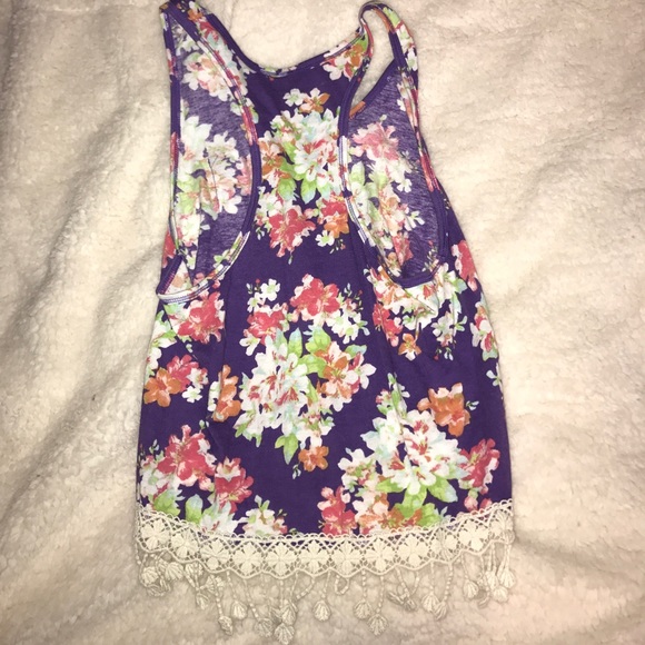 Floral tank top - Picture 3 of 3