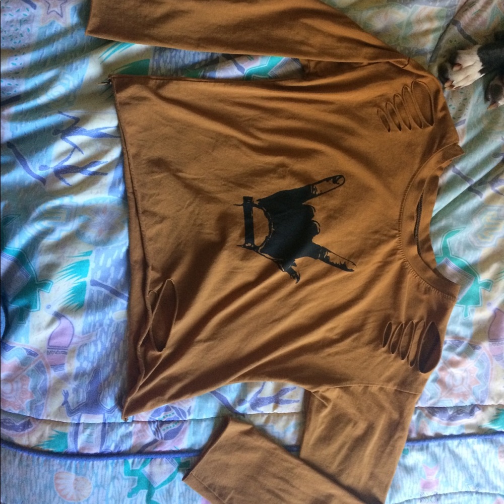 Semi cropped long sleeve graphic tee