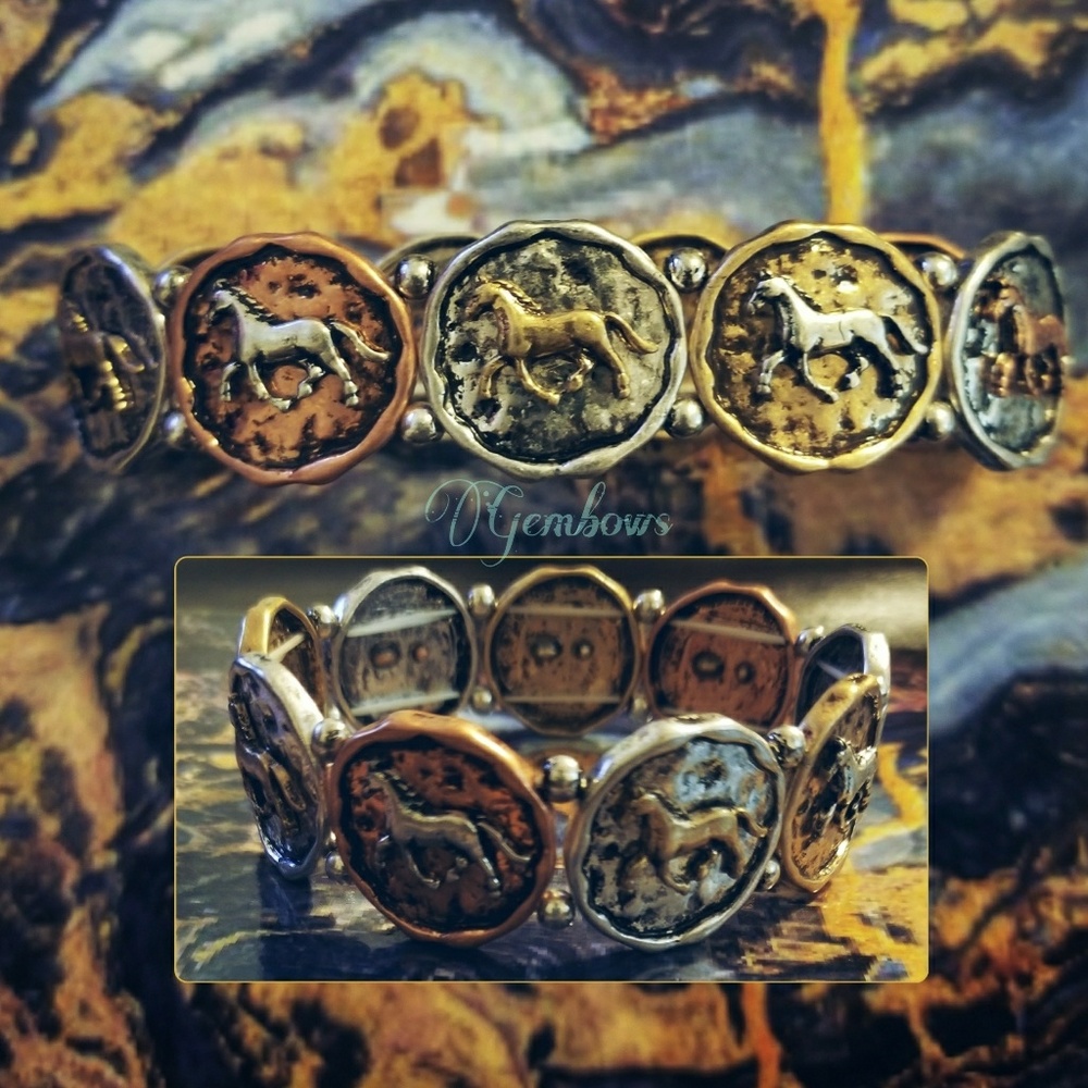 Merry go round bracelet