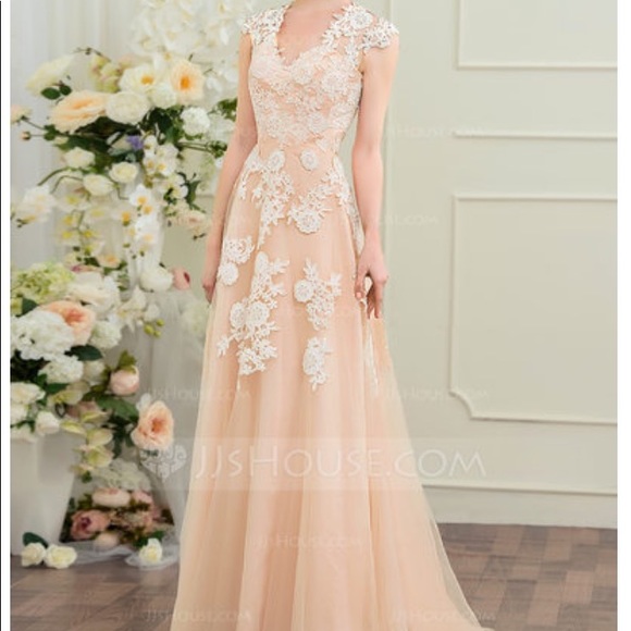 JJs House Dresses & Skirts - Champagne gown- wedding dress