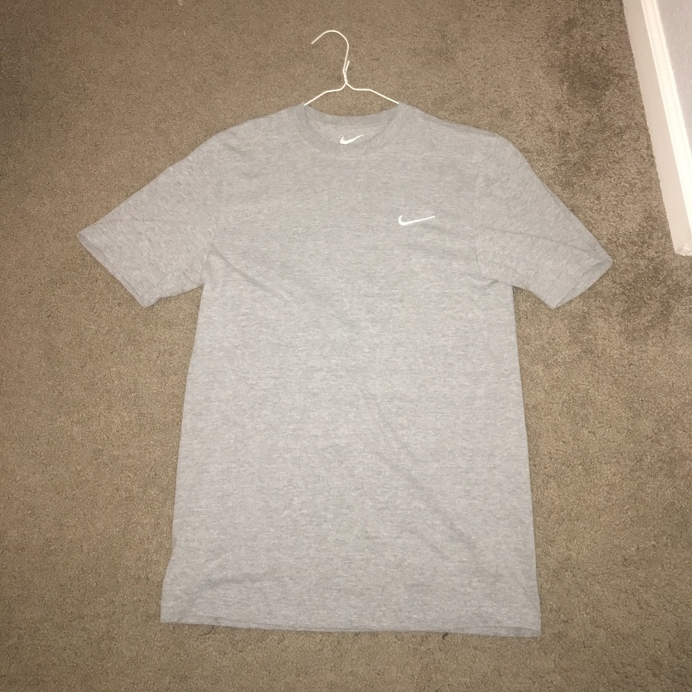 Nike T-shirt