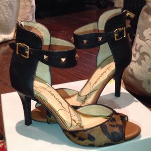 Jessica Simpson open toed leopard heels