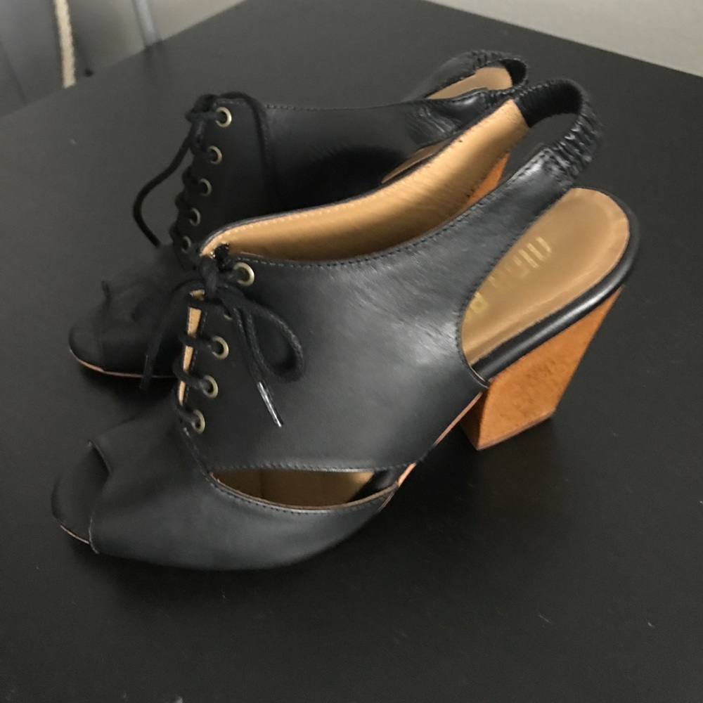 Nina Payne lace up wooden heel